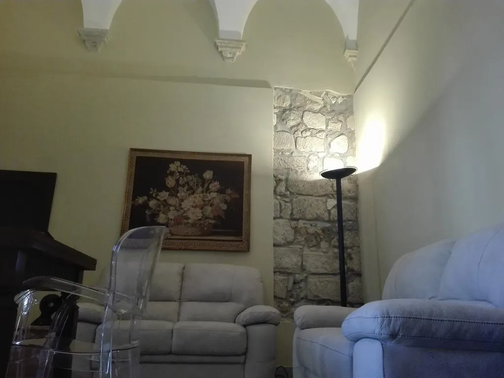 Goodstay Palazzo Marini Apartment 莱切