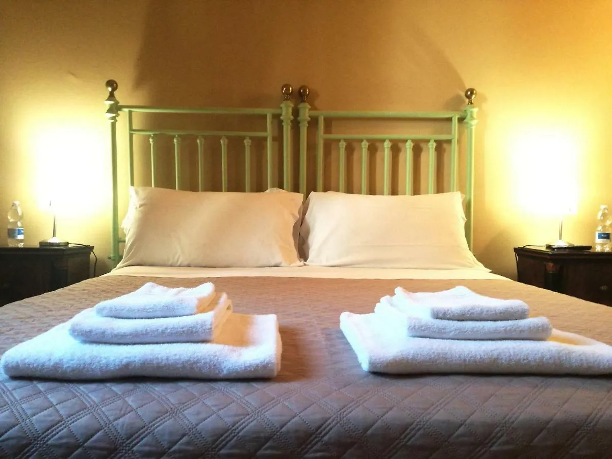 Goodstay Palazzo Marini Apartment contacts